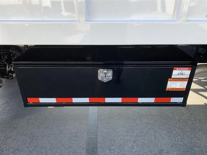 2027 Ford F-650 — photo 8