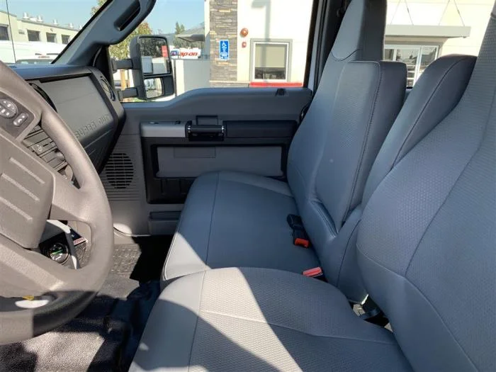 2027 Ford F-650 — photo 24