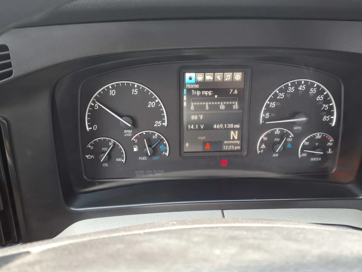 2019 Freightliner Cascadia in Cleveland, OH — photo 11