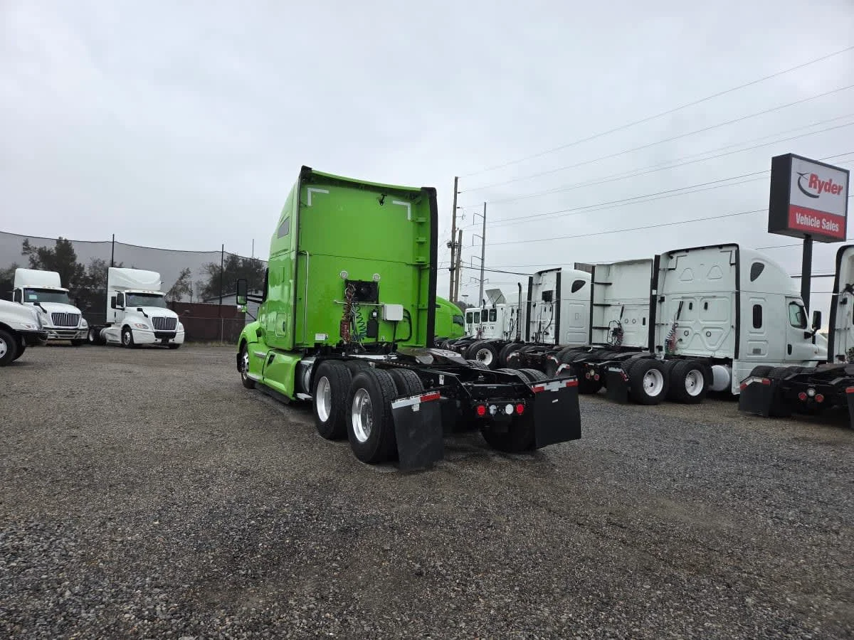 2020 Kenworth T680 - image 6