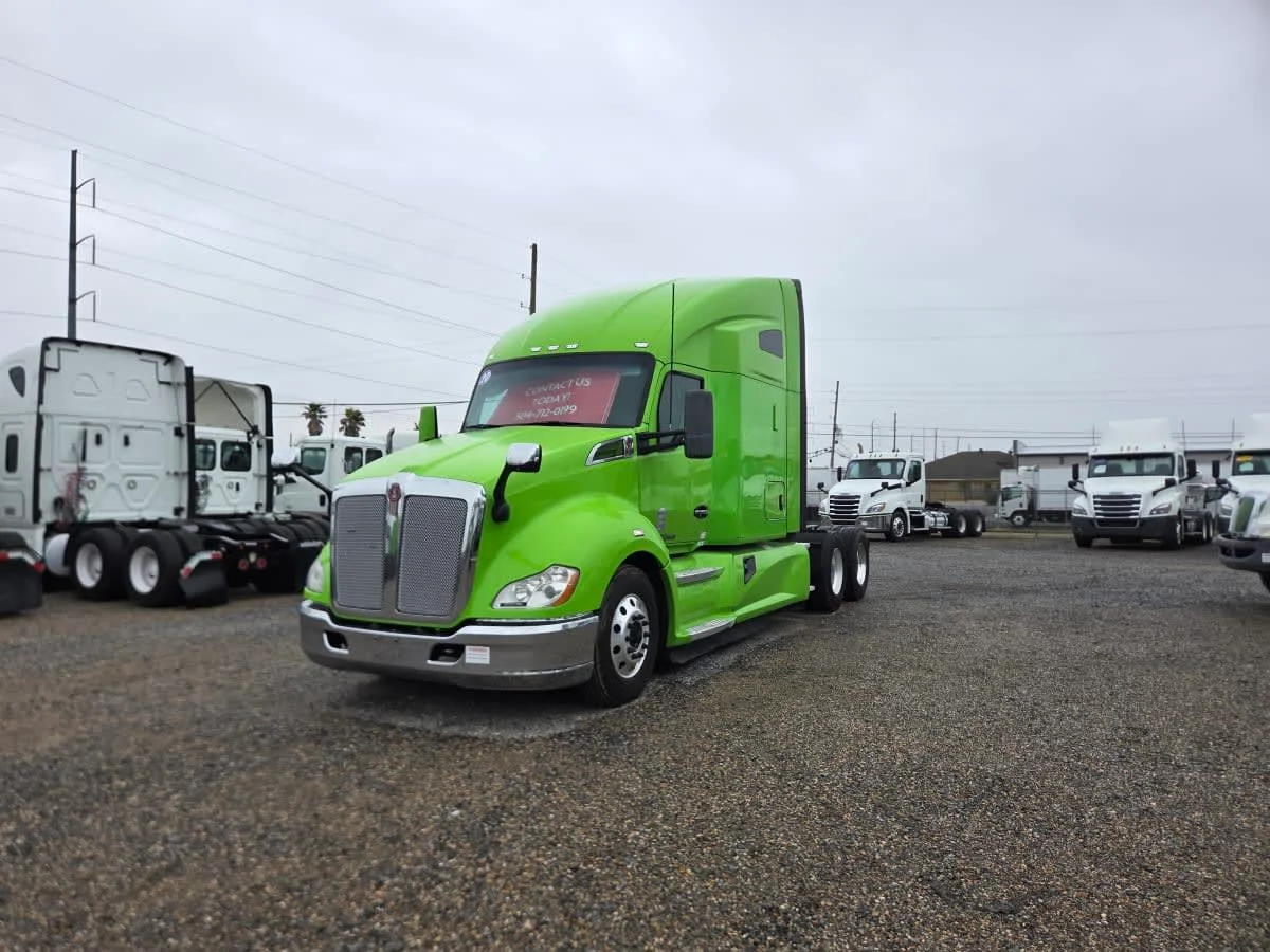 2020 Kenworth T680 in St. Rose, LA