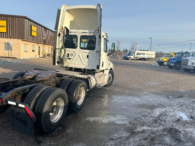 2019 Freightliner in Lansing, MI — photo 7