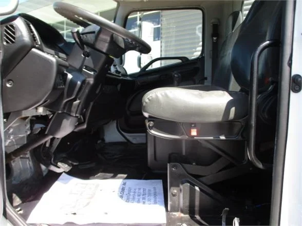 2020 Hino 338 in Hagerstown, MD — photo 13