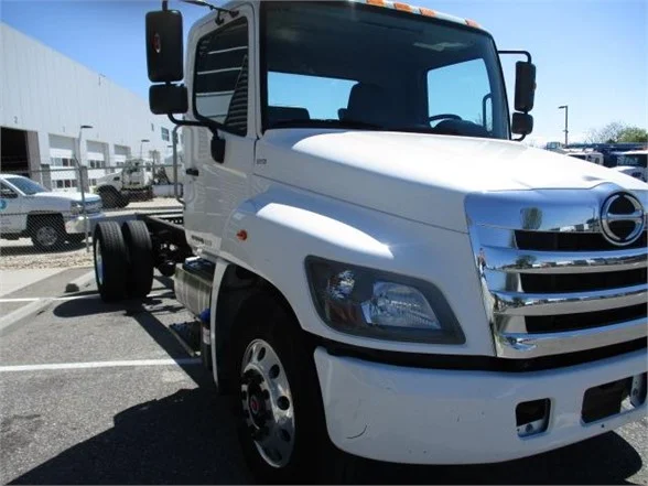 2020 Hino 338 in Hagerstown, MD — photo 3