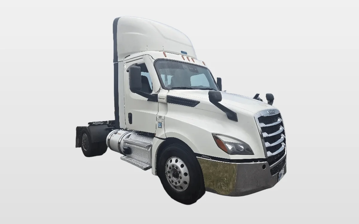 2020 Freightliner - image 1