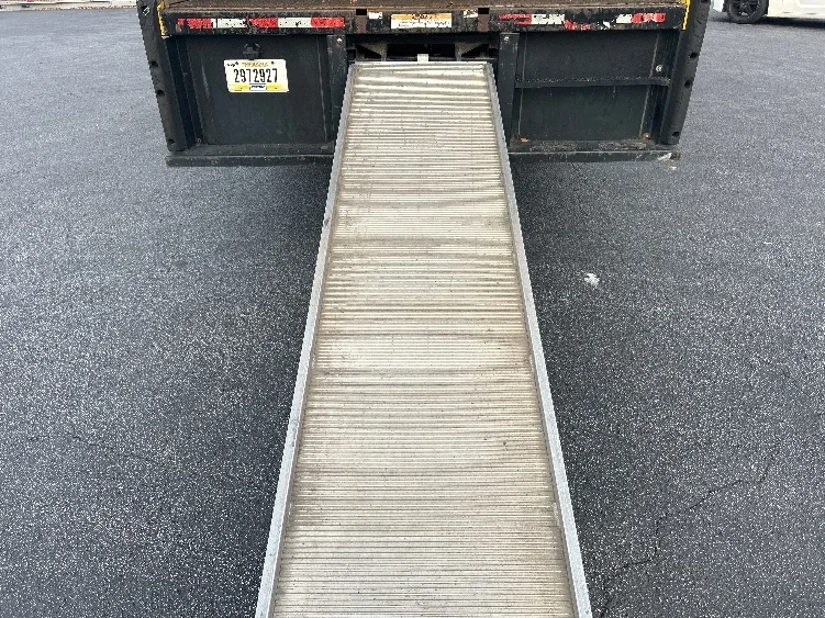 2021 International MV - image 10