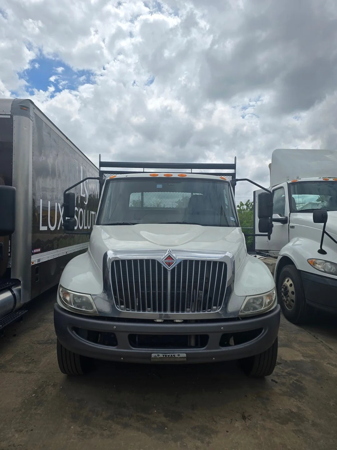 2021 International MV - image 7