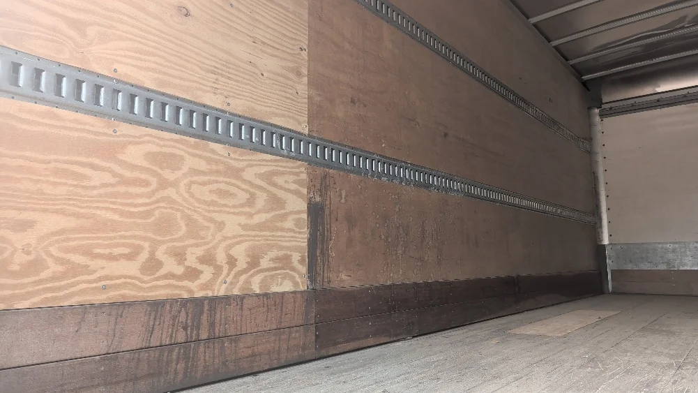 2021 Freightliner M2 106 - image 10