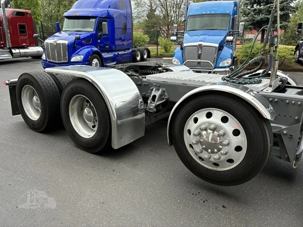 2024 Peterbilt 567 in Portland, OR — photo 10