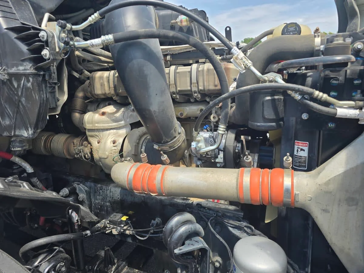 2020 Freightliner Cascadia in North Little Rock, AR — photo 10