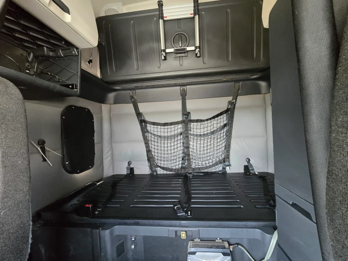 2020 Freightliner Cascadia in North Little Rock, AR — photo 8