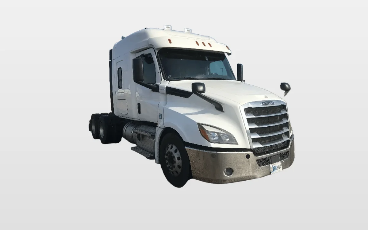 2020 Freightliner Cascadia - image 1