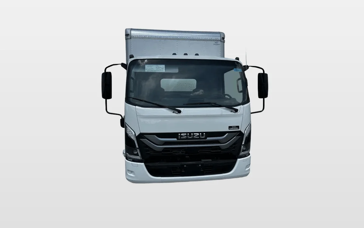 2025 Isuzu NPR - image 1