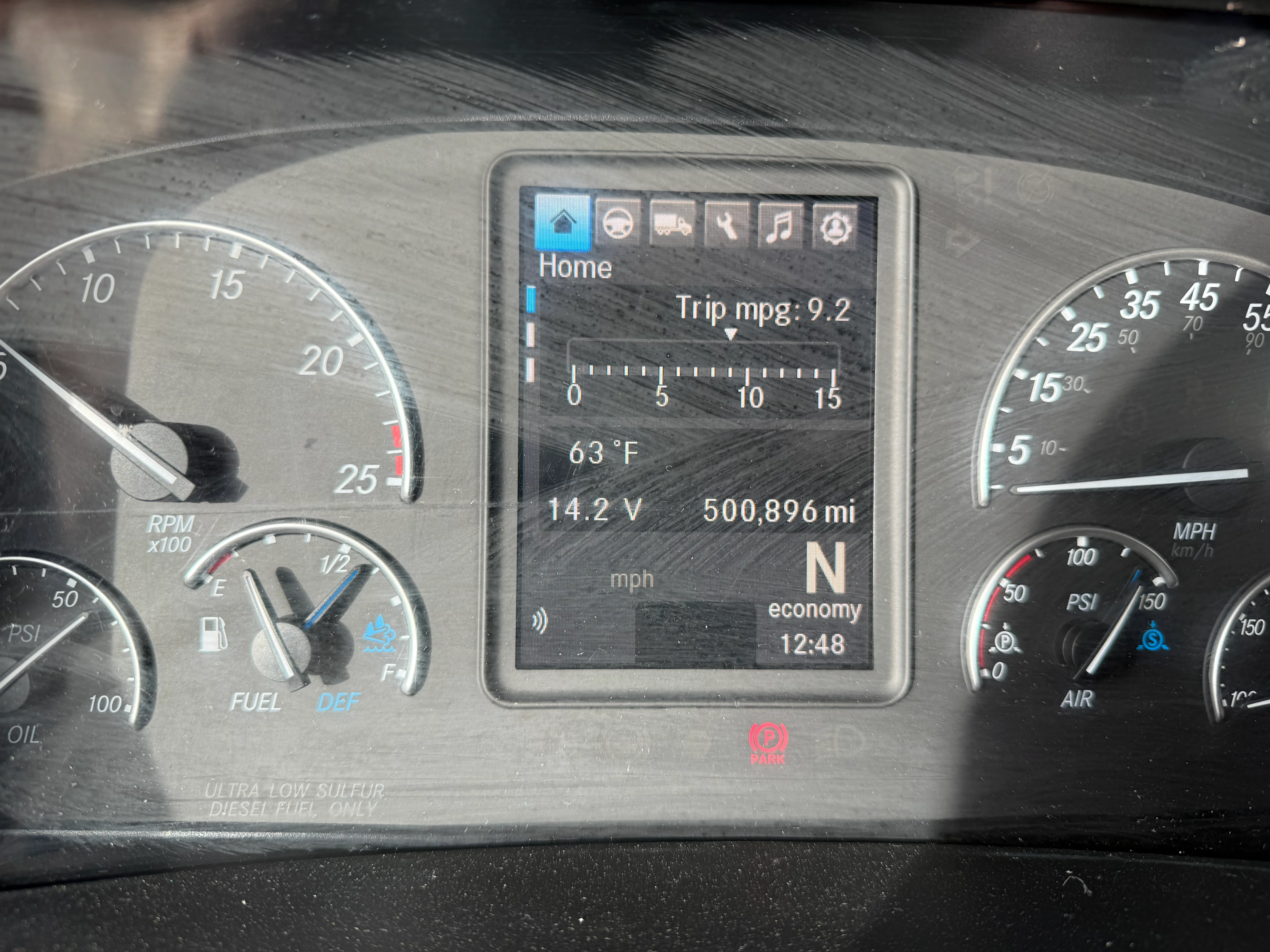 2021 Freightliner Cascadia in San Diego, CA — photo 14