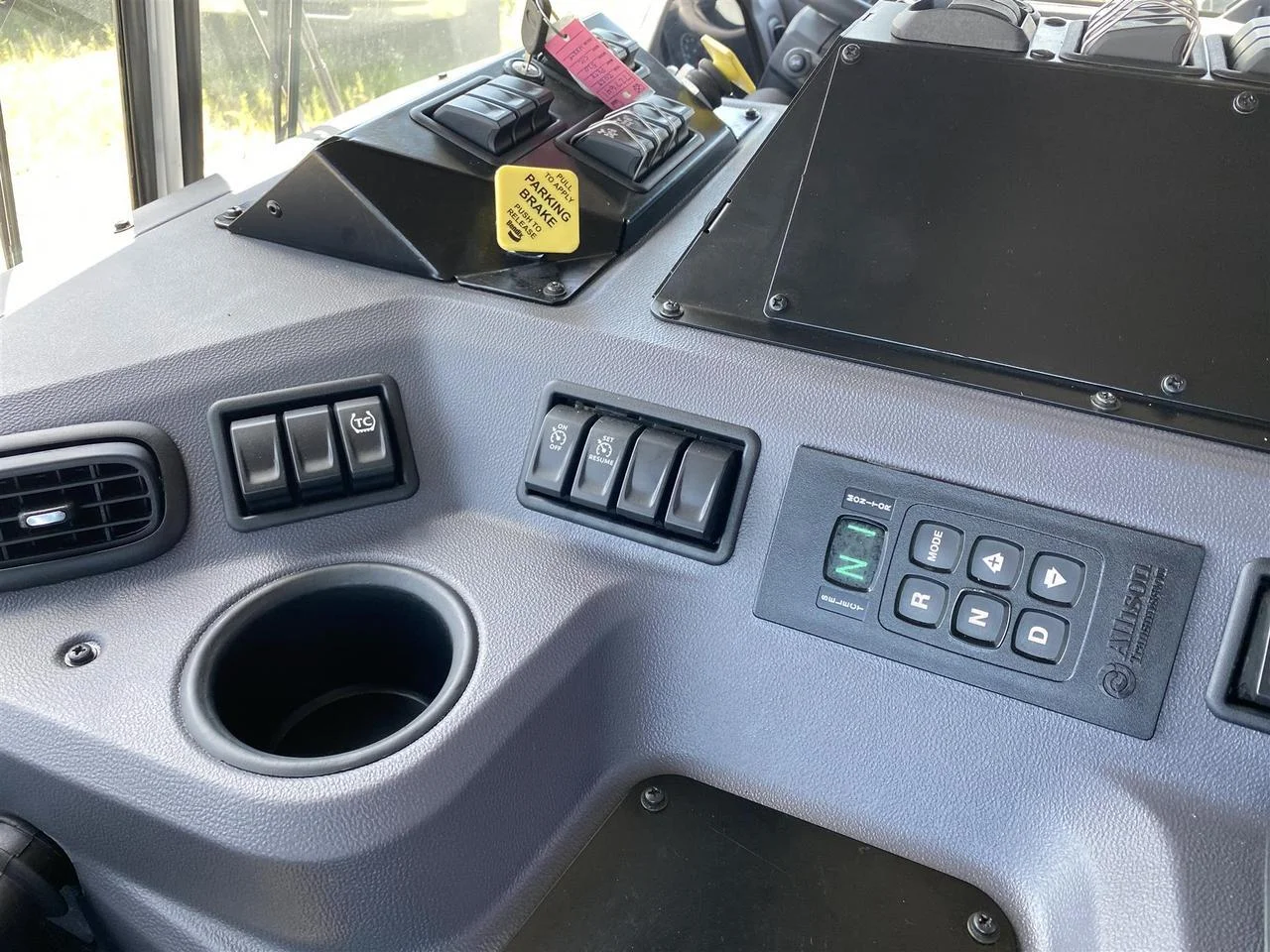 2025 Peterbilt 520 in Fargo, ND — photo 11