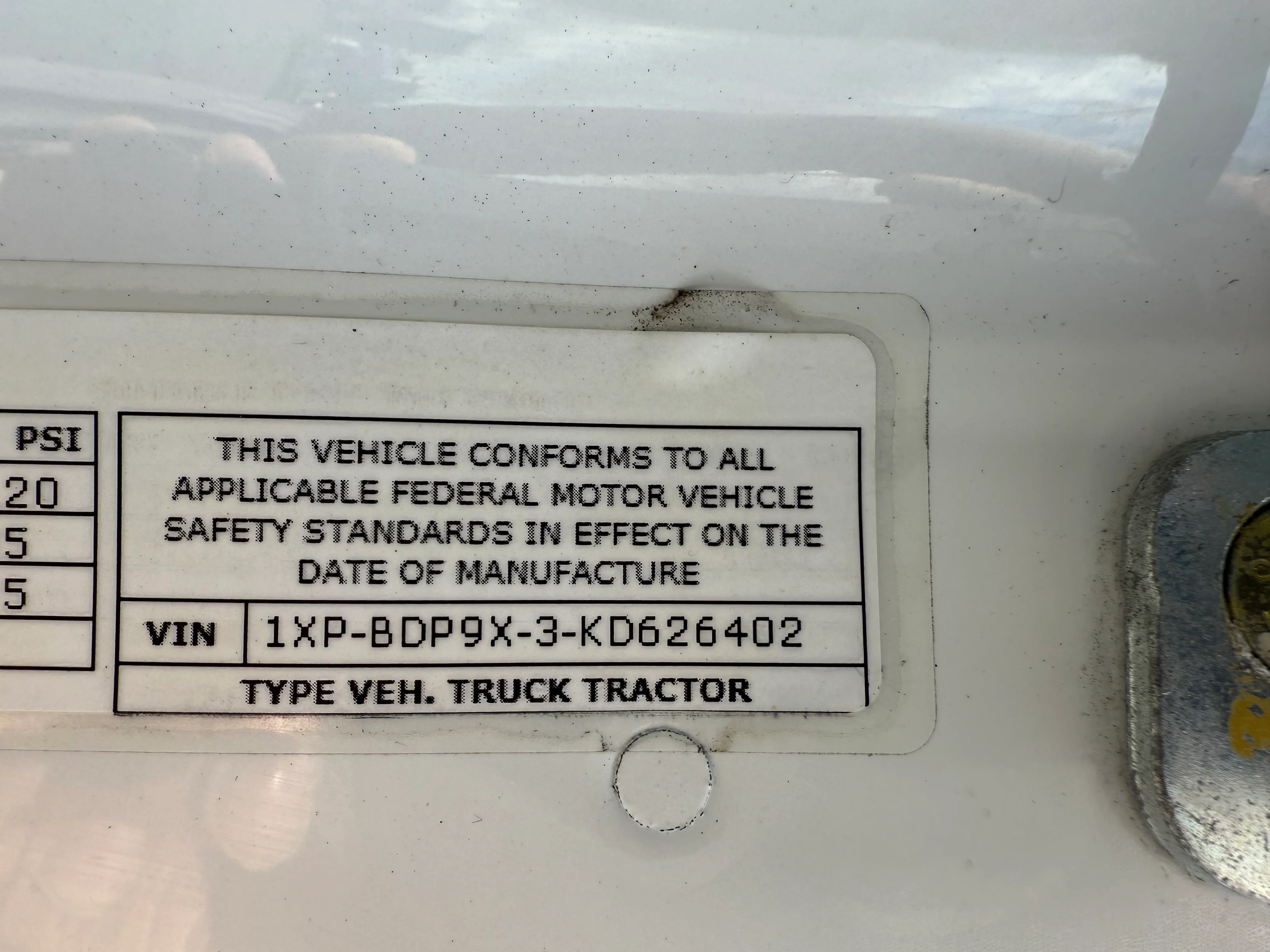 2019 Peterbilt 579 in Cincinnati, OH — photo 15