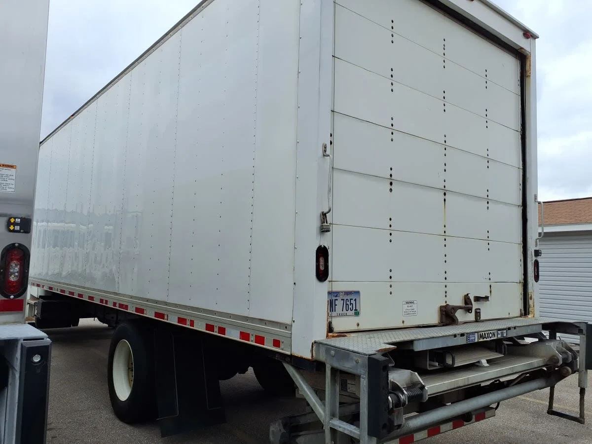 2021 Freightliner M2 106 in Cleveland, OH — photo 6