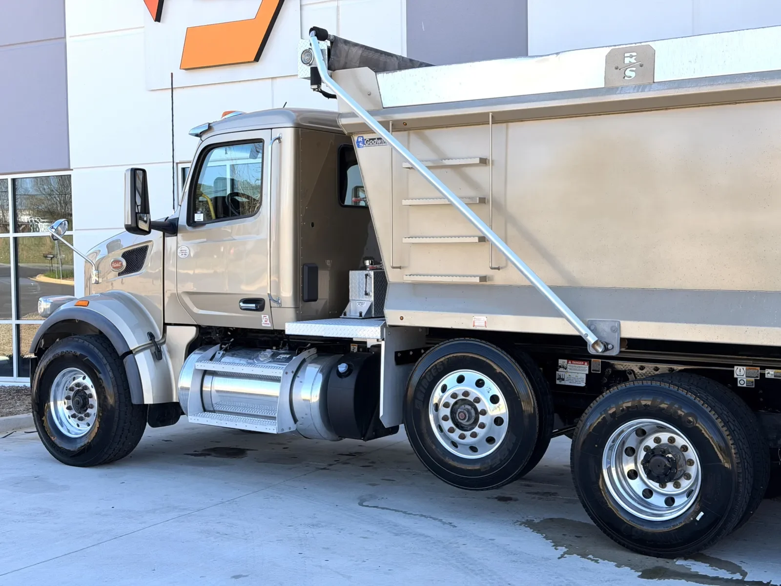 2024 Peterbilt 567 in Greer, SC — photo 9