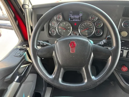 2022 Kenworth T680 in Omaha, NE — photo 18