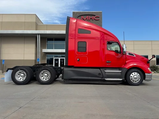 2022 Kenworth T680 in Omaha, NE — photo 7