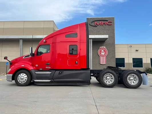 2022 Kenworth T680 in Omaha, NE — photo 10