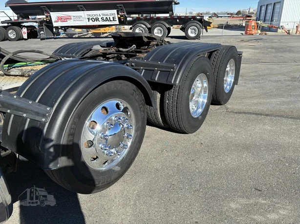 2023 Peterbilt 567 - image 18