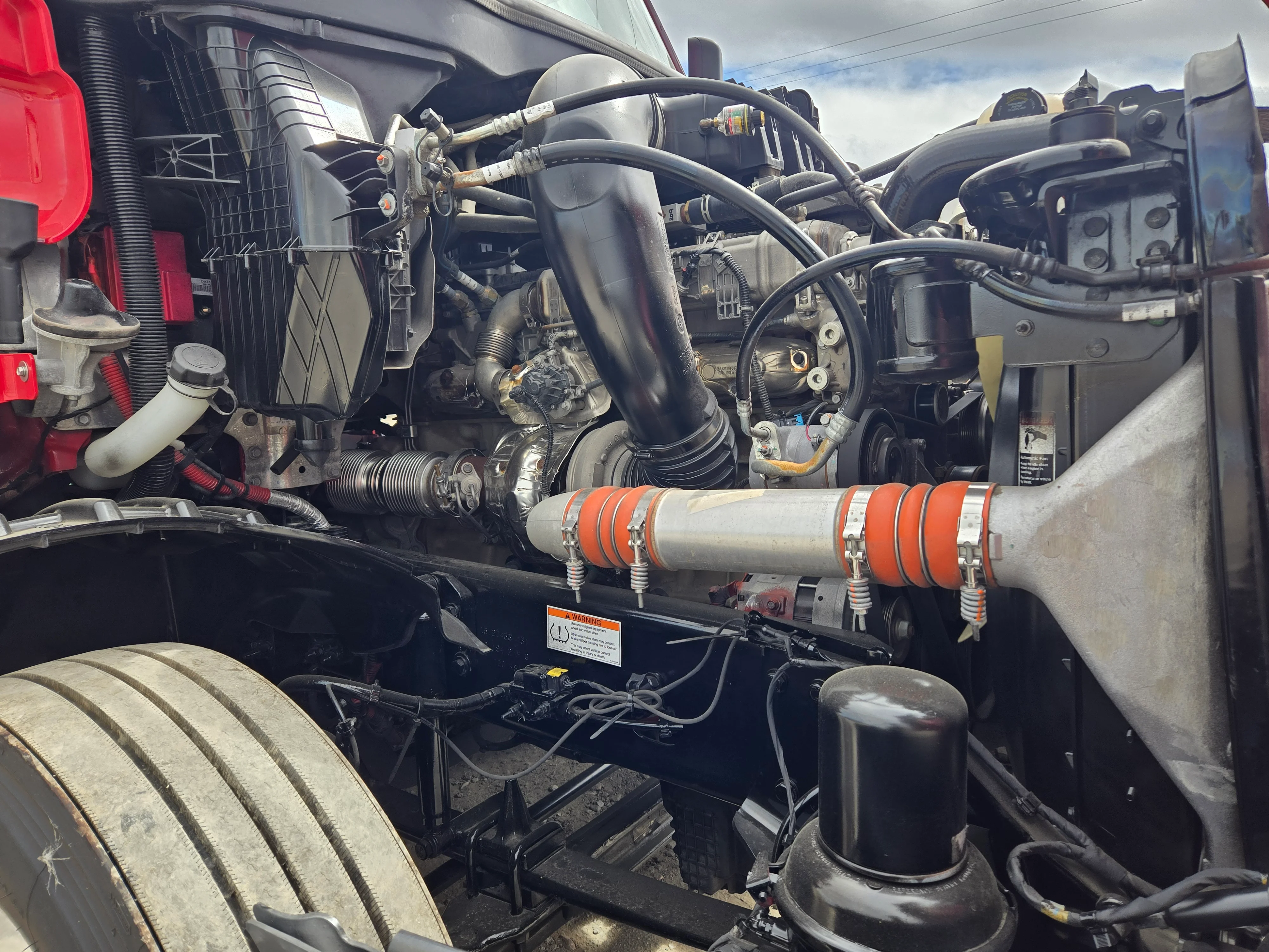 2023 Freightliner Cascadia in French Camp, CA — photo 13