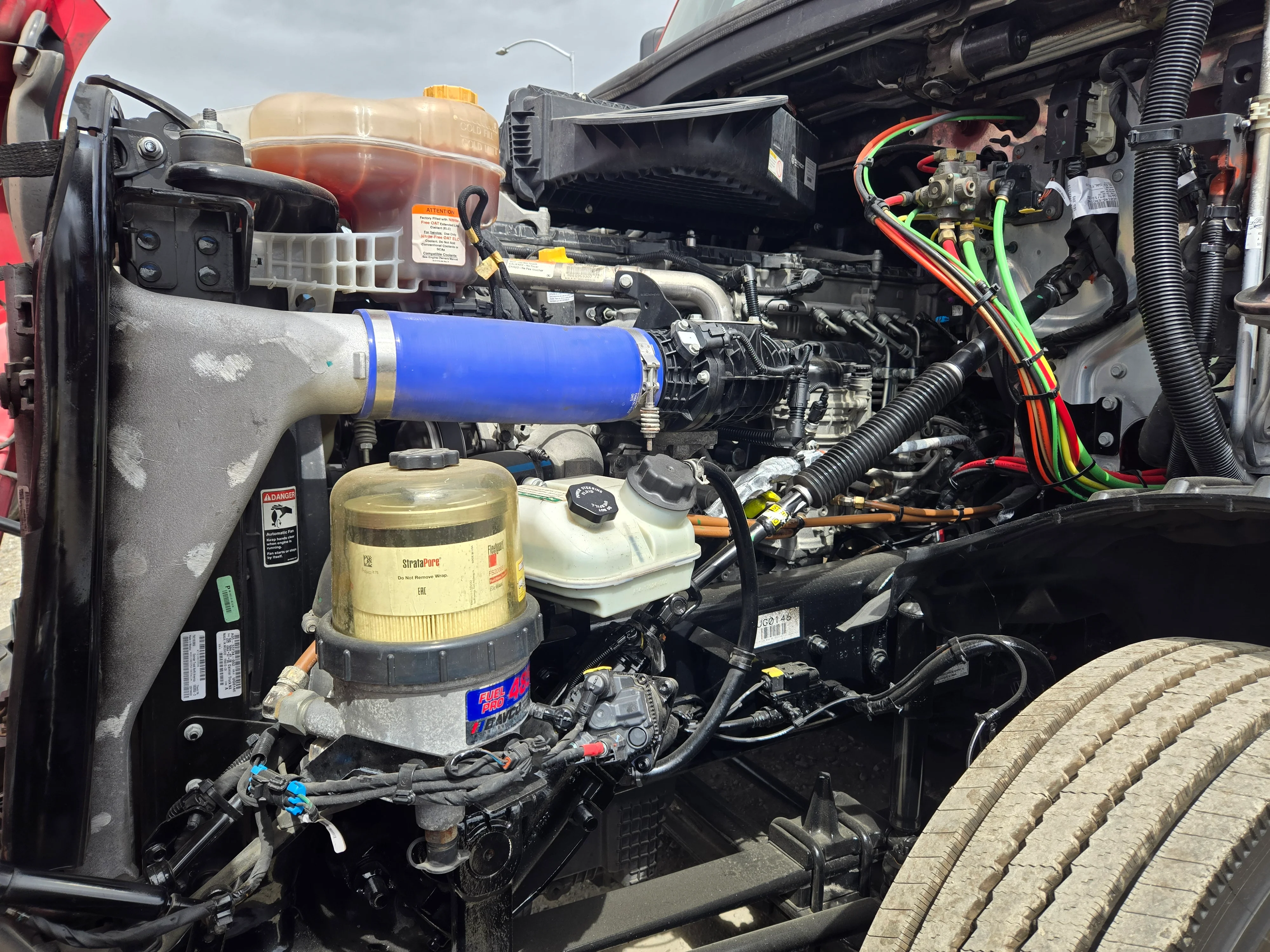 2023 Freightliner Cascadia in French Camp, CA — photo 12