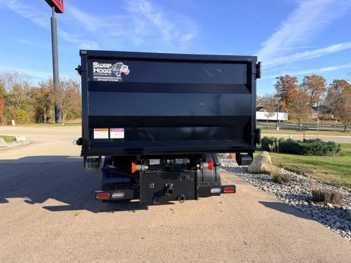 2025 Isuzu NRR in Dayton, OH — photo 10