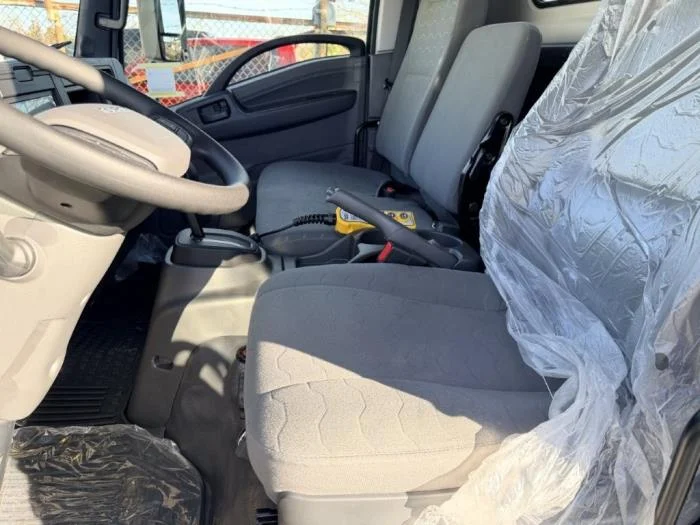 2025 Isuzu NRR in Dayton, OH — photo 24