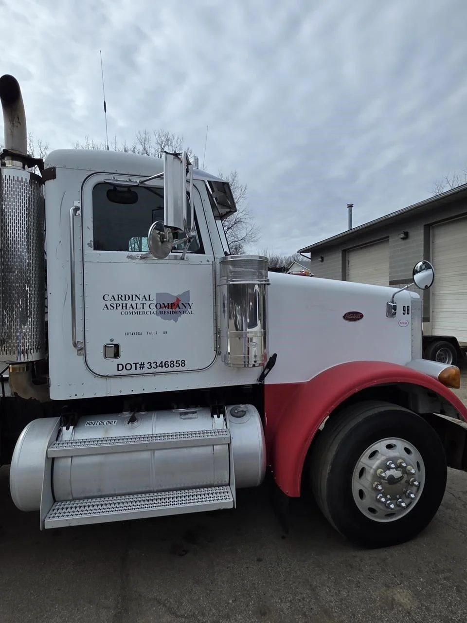 1999 Peterbilt - image 4