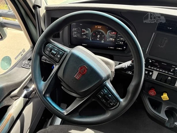 2023 Kenworth T680 in Salt Lake City, UT — photo 11
