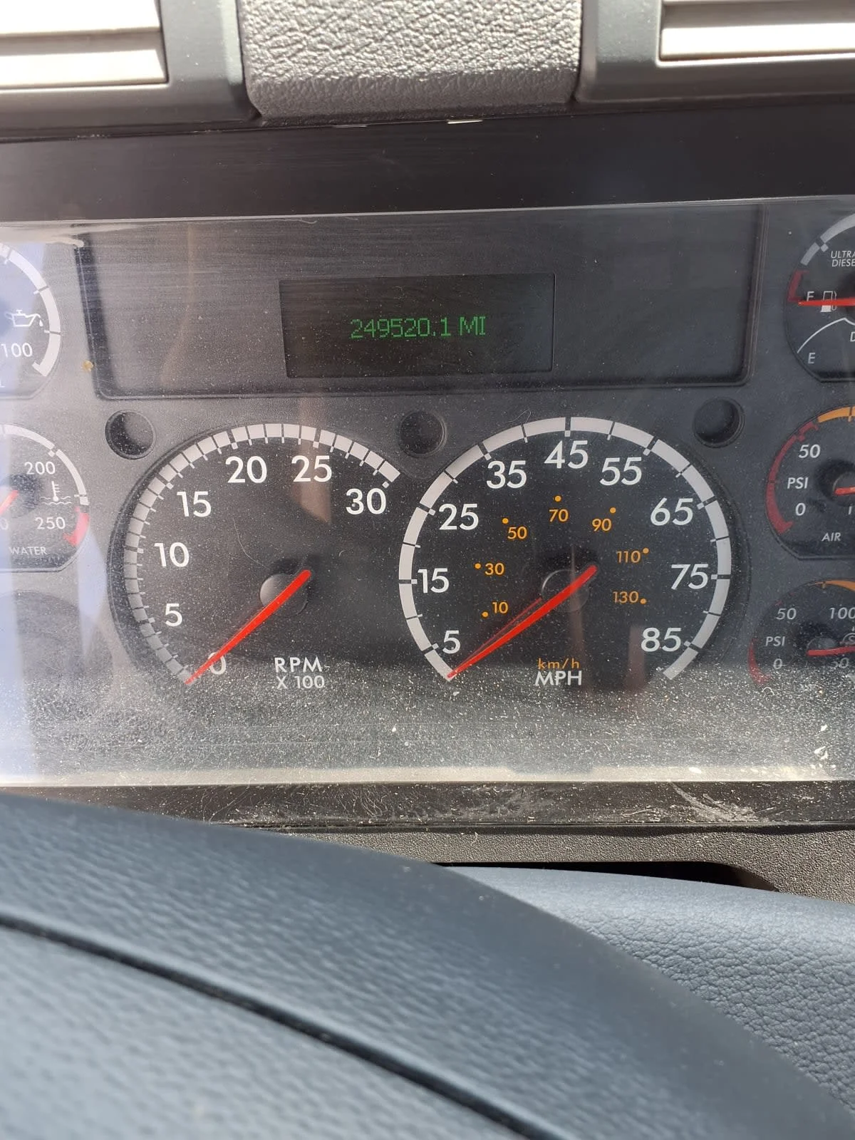 2020 Freightliner Cascadia in Cleveland, OH — photo 9