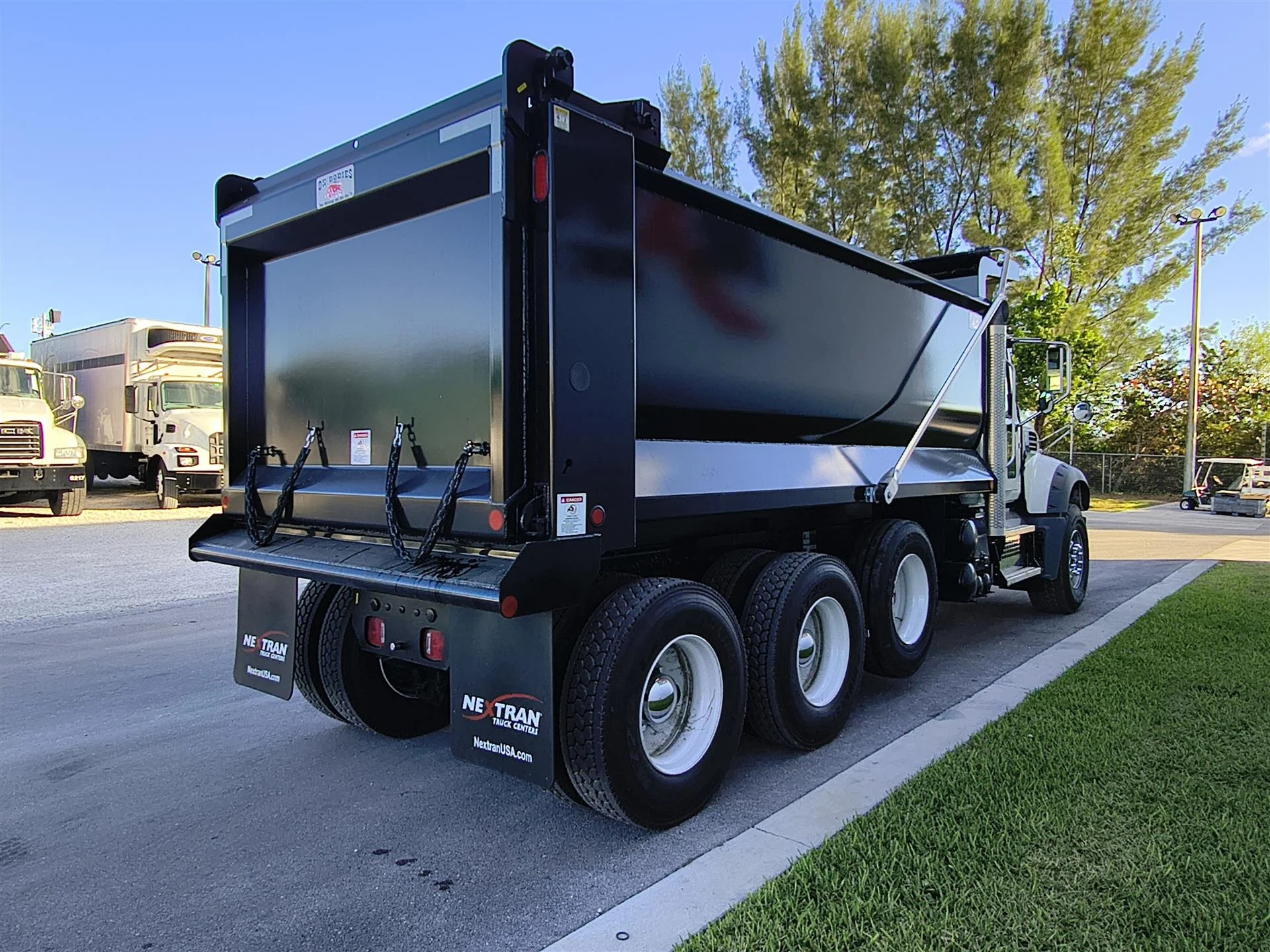 2026 Mack Granite in Fort Lauderdale, FL — photo 5
