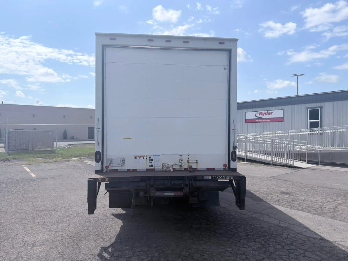 2019 Hino 195 in Syracuse, NY — photo 5