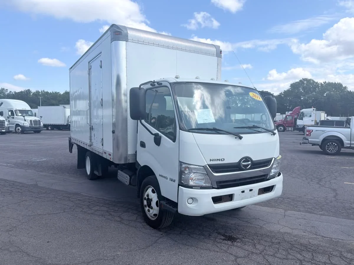 2019 Hino 195 in Syracuse, NY — photo 3