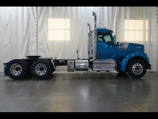 2027 Kenworth W990 in Texarkana, TX — photo 6