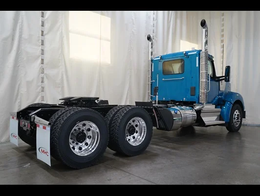 2027 Kenworth W990 in Texarkana, TX — photo 4