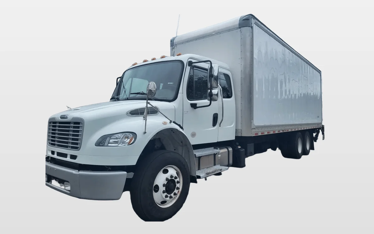 2019 Freightliner M2 106 - image 1