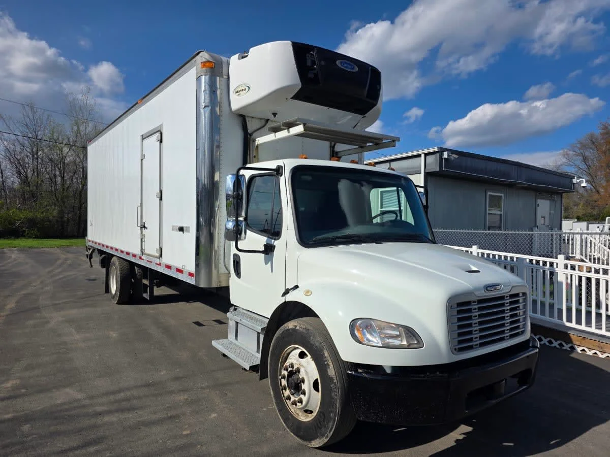 2019 Freightliner M2 106 in Bensalem, PA — photo 3
