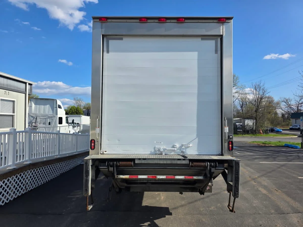 2019 Freightliner M2 106 in Bensalem, PA — photo 5