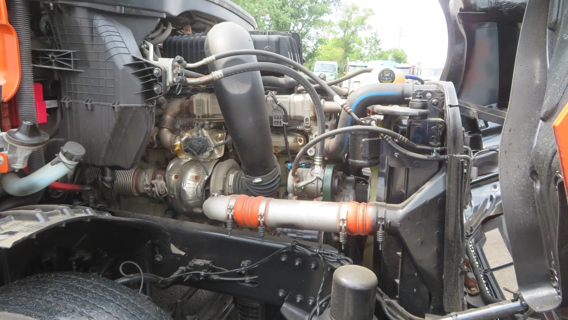 2022 Freightliner Cascadia in MI — photo 17