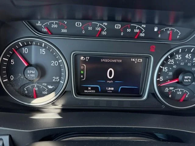 2026 International LT - image 13