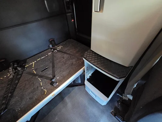 2022 Kenworth T680 in Cedar Rapids, IA — photo 28