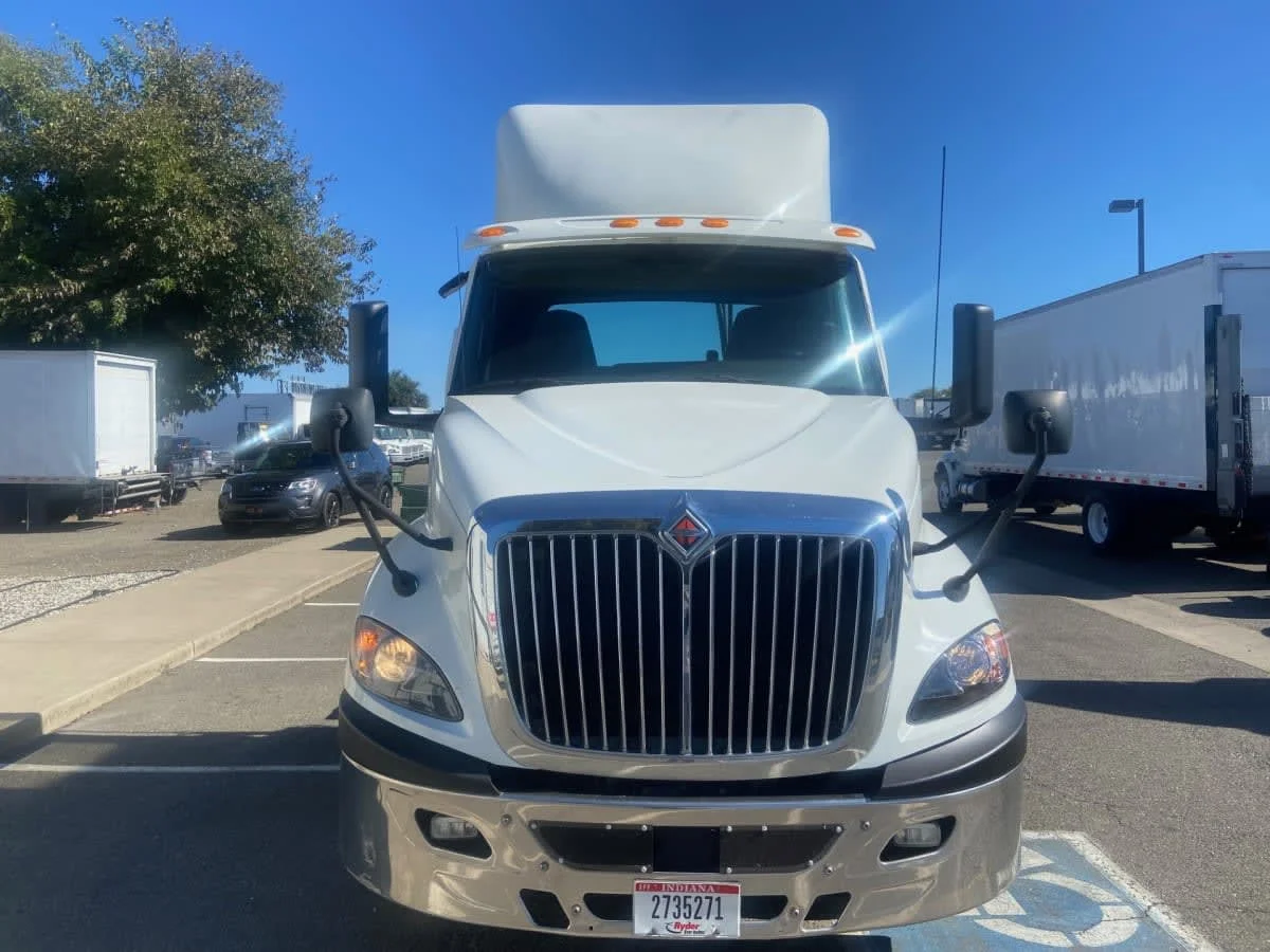 2019 International RH in West Sacramento, CA — photo 2
