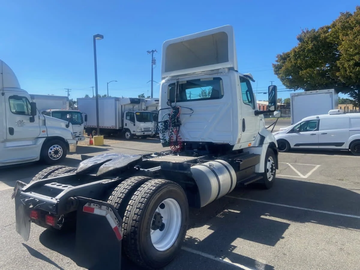 2019 International RH in West Sacramento, CA — photo 4