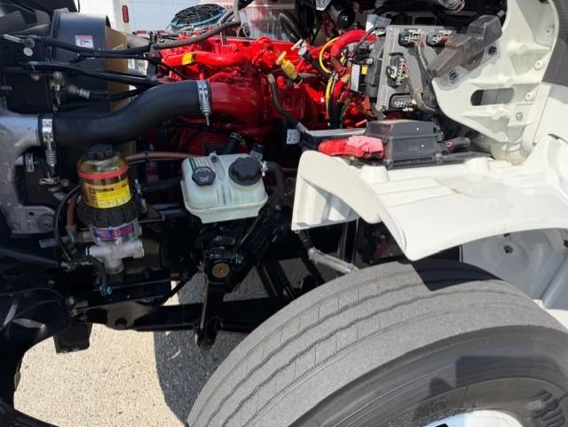 2019 Freightliner M2 106 — photo 13