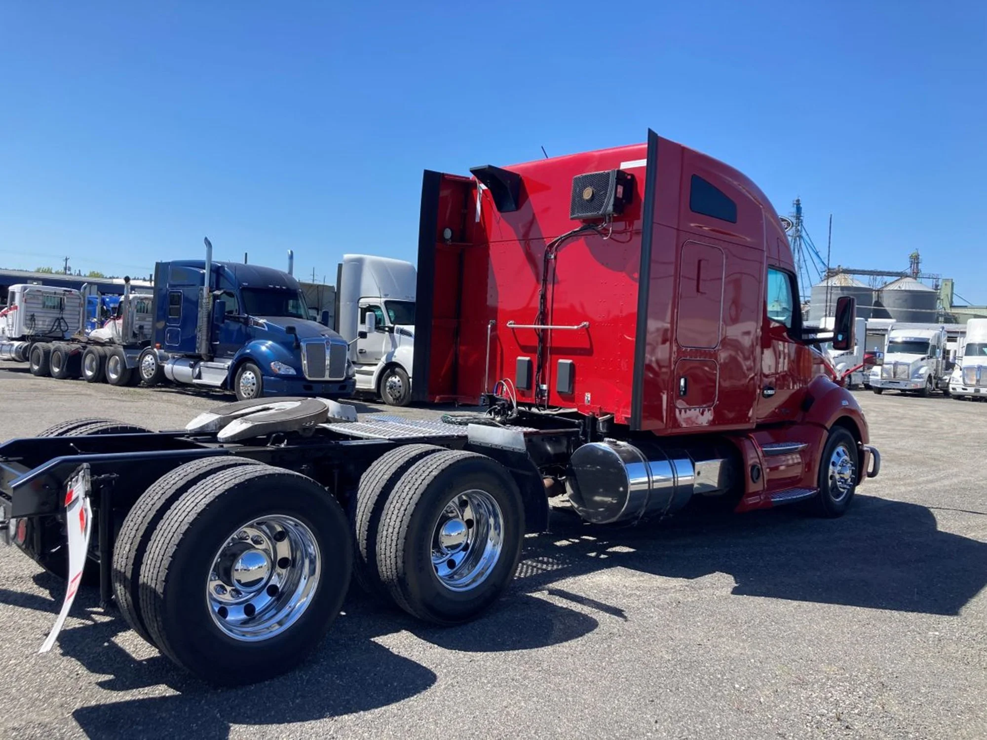 2021 Kenworth T680 in Missoula, MT — photo 3