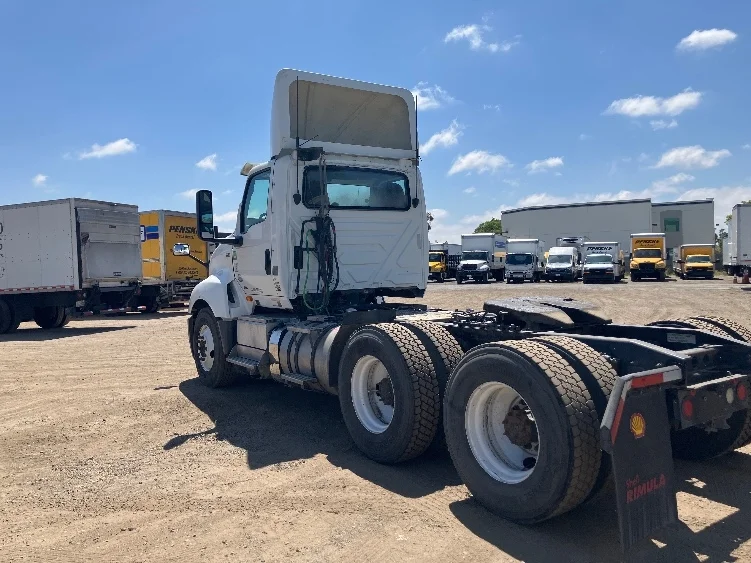 2019 International LT in Fontana, CA — photo 5