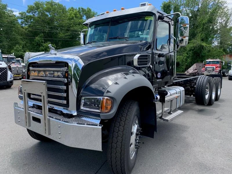 2027 Mack Granite in Rockaway, NJ